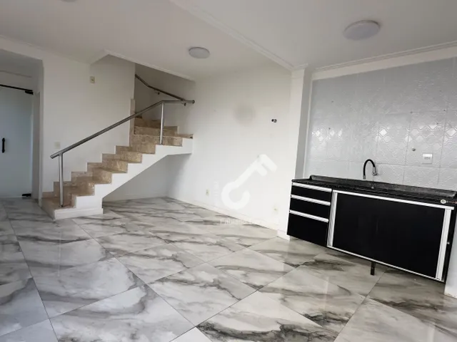 Imagem 10: ESTRADA DO COCO, Abrantes. Duplex em condomínio fechado com infraestrutura, composto de