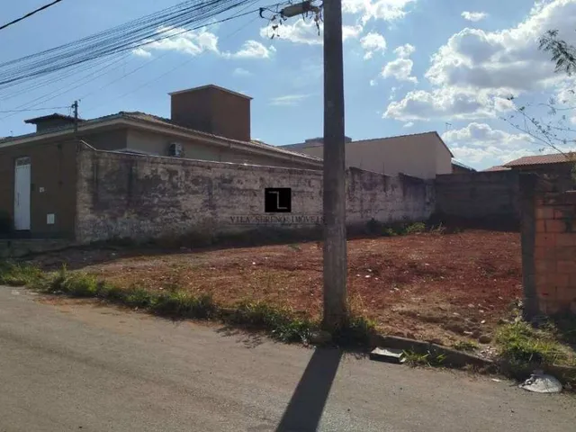 Imagem: Lote plano de 360 m² a venda no bairro