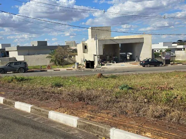Imagem 4: Lote a venda no Condomínio Residencial Veredas Lote de esquina medindo 475 m²