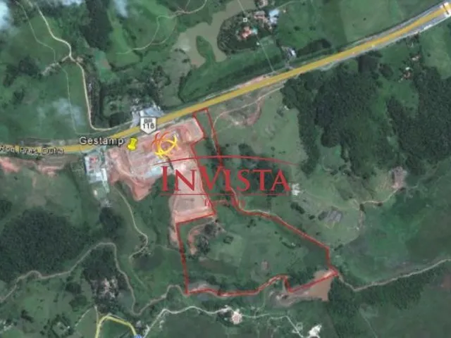 Imagem 1: Área a Venda em santa Isabel Área Total de 251.138,18M² Platô de 100.000,00M² Zup 1