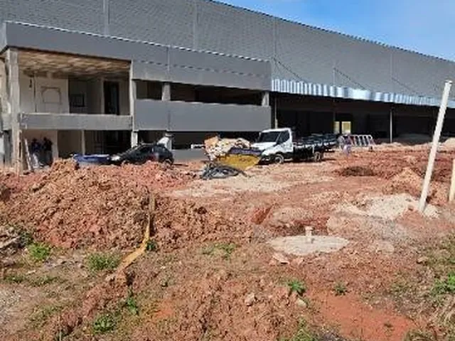 Imagem: Galpão para locação em Arujá com zoneamento
