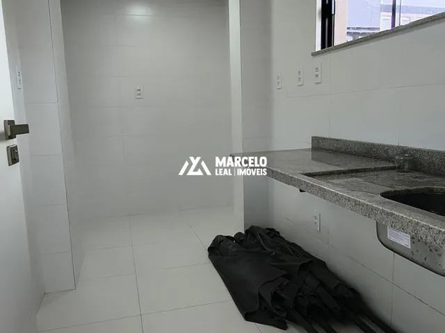 Imagem 10: Oportunidade - Vendo Apartamento no 2° Andar, com 3 Quartos Sendo 3 Suítes, Ampl