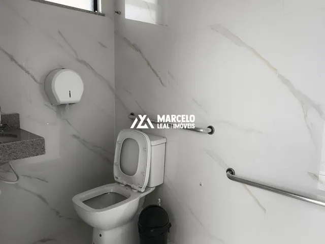 Imagem 2: Oportunidade - Vendo Apartamento no 2° Andar, com 3 Quartos Sendo 3 Suítes, Ampl