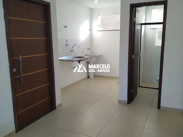 Imagem: Alugo apartamento 1º andar, com 2 dormitórios