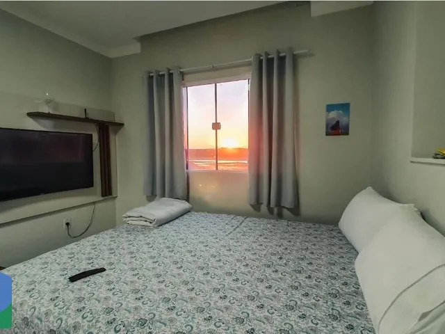Imagem 6: Apartamento Decorado em Arembepe – Conforto, Modernidade com piscina e a poucos