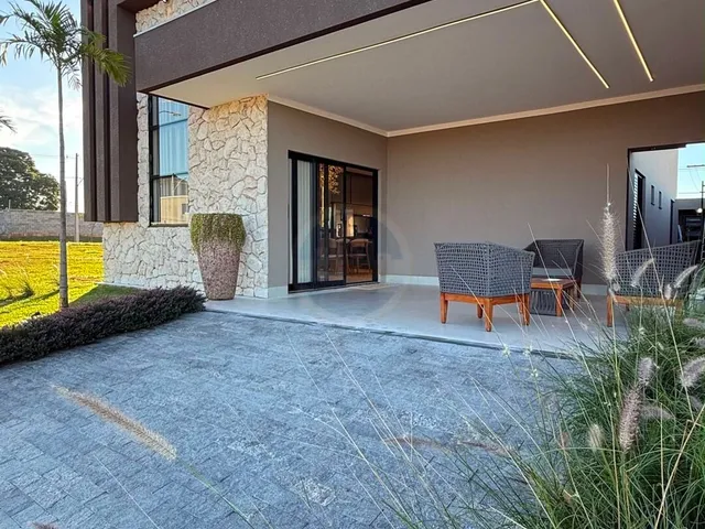 Imagem: Casa à venda no bairro Parque dos Jequitibás