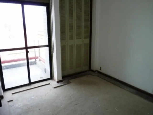Imagem 4: PRONTO, SENDO QUE FALTA ACABAMENTO. SÃO 2 SUÍTES, BOX PRIVATIVO NO TÉRREO, 2 SALAS, 2