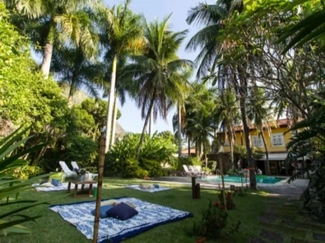 Imagem 7: Casa 4 quartos (1 suite) terreno de 950m², com piscina. Condomínio com total