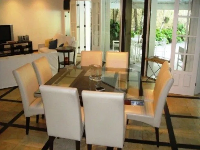Imagem 9: Casa 4 quartos (1 suite) terreno de 950m², com piscina. Condomínio com total