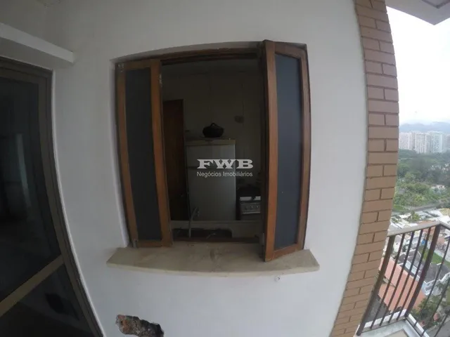 Imagem 5: Trate de uma cobertura com double suite e sol da manhã no RHR com vista de 180° graus