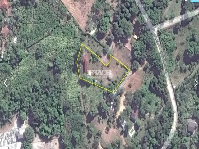 Imagem 1: Raridade na cidade do Rio de Janeiro. Terreno de 2.500m² com casa , localizado ao fundo