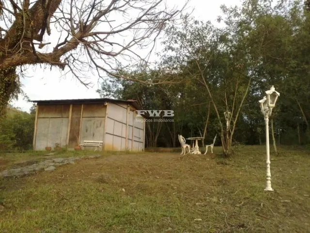 Imagem 4: Raridade na cidade do Rio de Janeiro. Terreno de 2.500m² com casa , localizado ao fundo