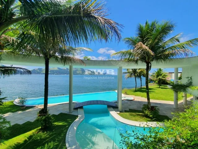 Imagem: A casa tem 6 suites todas com varanda e