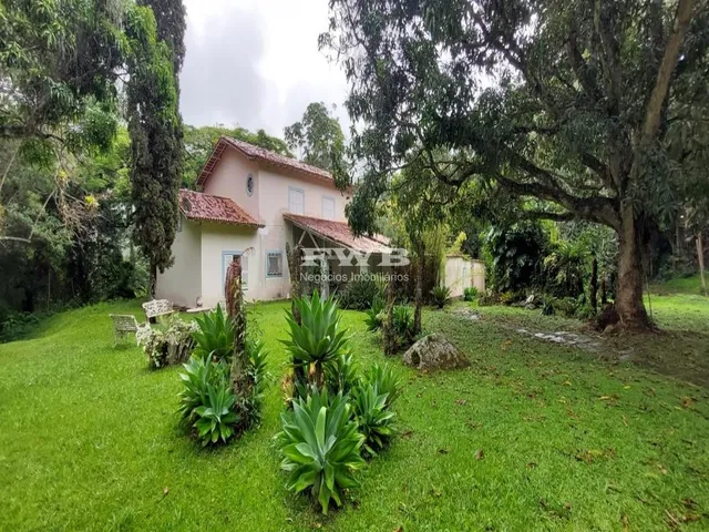 Imagem: Fazenda em - Petropolis - RJ a venda 6 casa