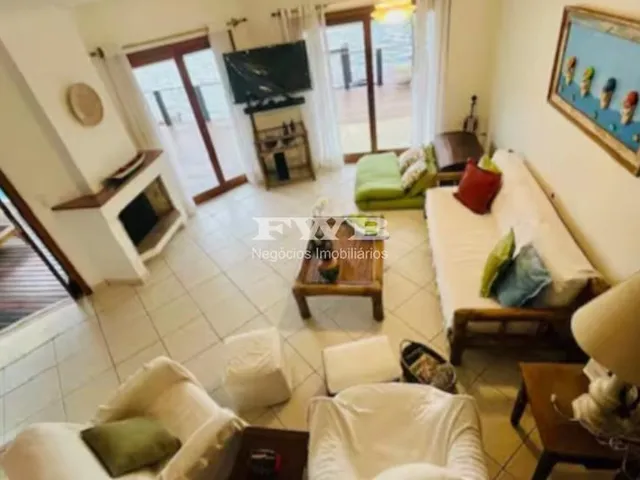 Imagem 4: Maravilhosa casa de condomínio frente mar em Angra dos Reis. Composta por 3 quartos