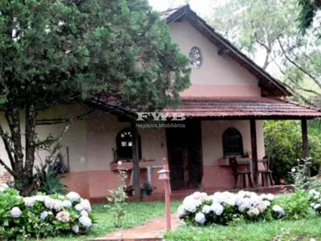 Imagem 2: Oportunidade única! Venda-se um incrível terreno de 20.000 m² com 874m² de área
