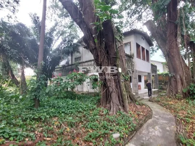 Imagem: Oportunidade única de adquirir um terreno