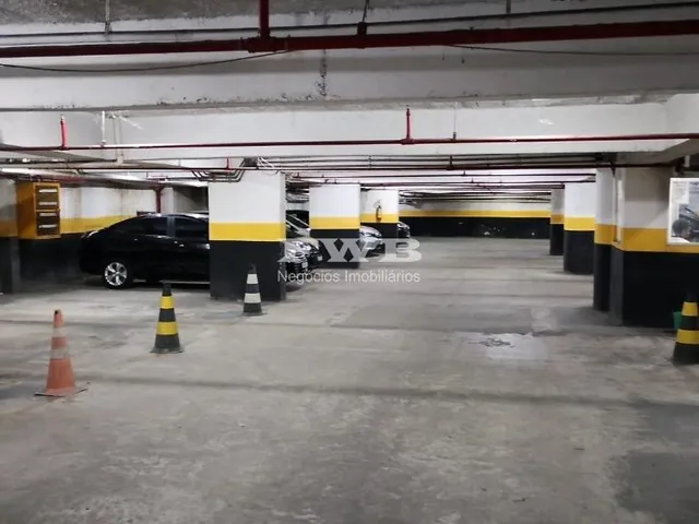 Imagem: Vende-se dois pisos de estacionamento no