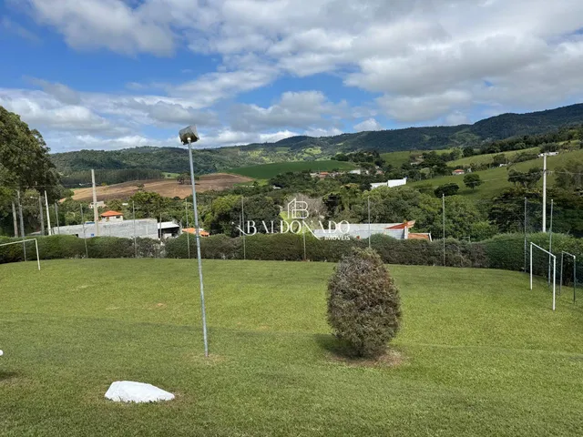 Imagem 10: CHACARA A VENDA EM EXTREMA MG 2.400 METROS A 5KM DO CENTRO 2 SUITES