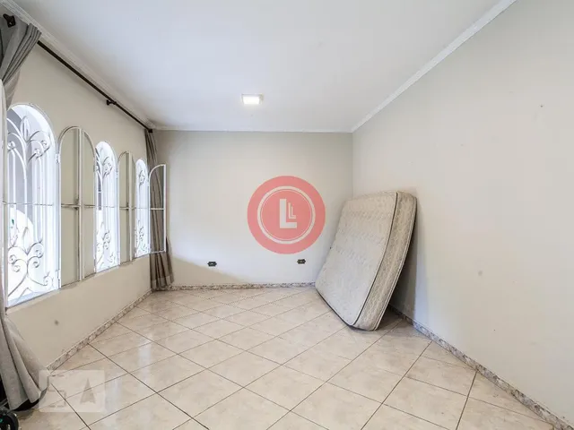 Imagem 9: Encantadora casa disponível, oferecendo o conforto e espaço que você e sua família