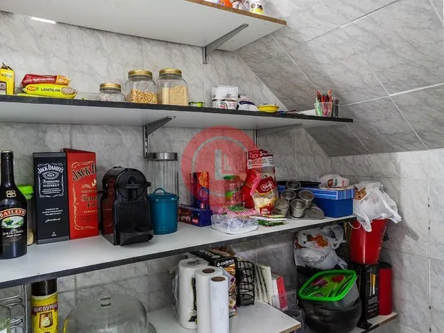 Imagem 12: Encantadora casa disponível, oferecendo o conforto e espaço que você e sua família