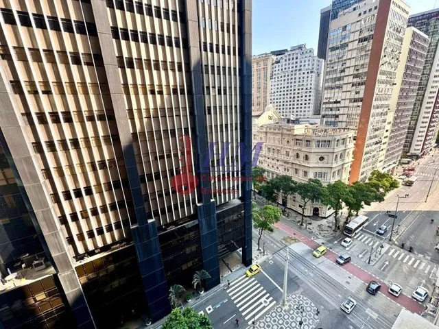 Imagem 13: Av. Rio Branco - Centro. * Portaria 24h, edifício misto, elevadores e bem