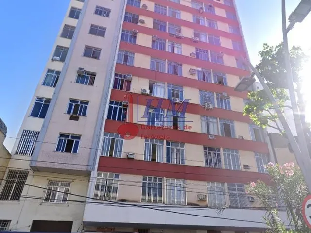 Imagem: Localizado na Rua dos Inválidos, no coração