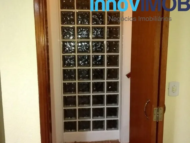 Imagem 13: Sobrado de 300 m² de construção, sendo 3 quartos sendo 1 suite e ? closet , sala de
