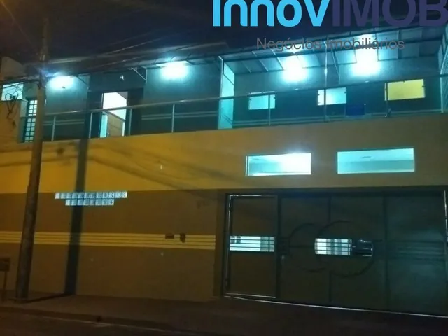 Imagem 10: Sobrado de 300 m² de construção, sendo 3 quartos sendo 1 suite e ? closet , sala de