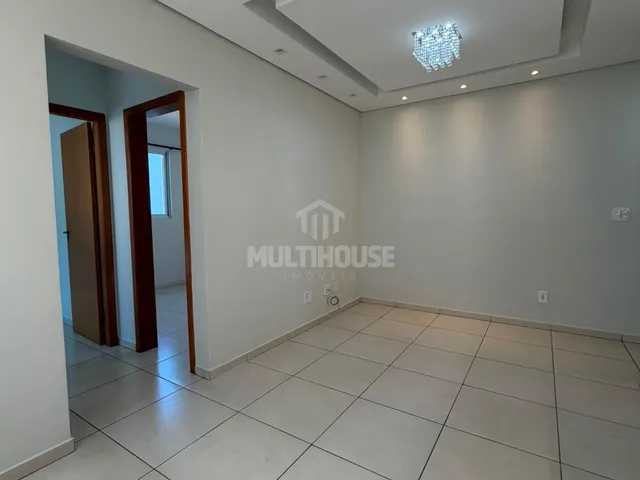 Imagem 13: Apartamento 2 quartos com Elevador Vaga Coberta e Cozinha Planejada para Aluguel