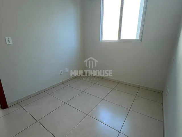 Imagem 3: Apartamento 2 quartos com Elevador Vaga Coberta e Cozinha Planejada para Aluguel