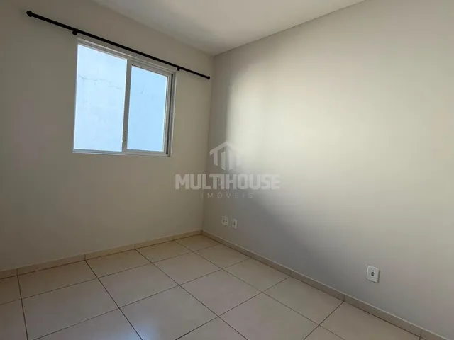 Imagem 4: Apartamento 2 quartos com Elevador Vaga Coberta e Cozinha Planejada para Aluguel