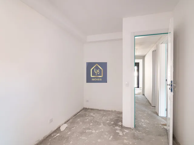 Imagem 16: Sobrado de Alto Padrão com 3 Quartos - 1 Suite. São 143M² Privativos por R$ 890.000 no Bairro Barreirinha em Curitiba/Pr