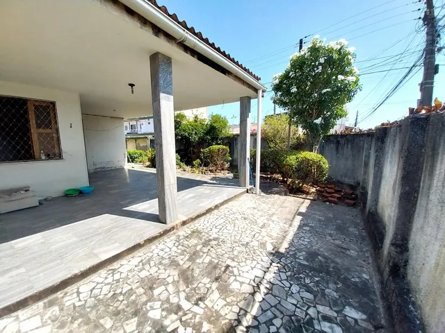 Imagem: CA8285) Casa localizada no bairro Amadeu