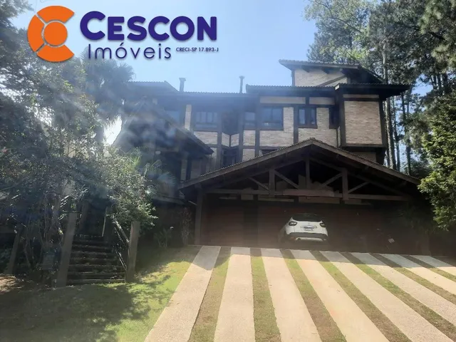 Imagem: A casa possui 3 Dormitórios, 3 Suítes, 6 Banheiros, 6