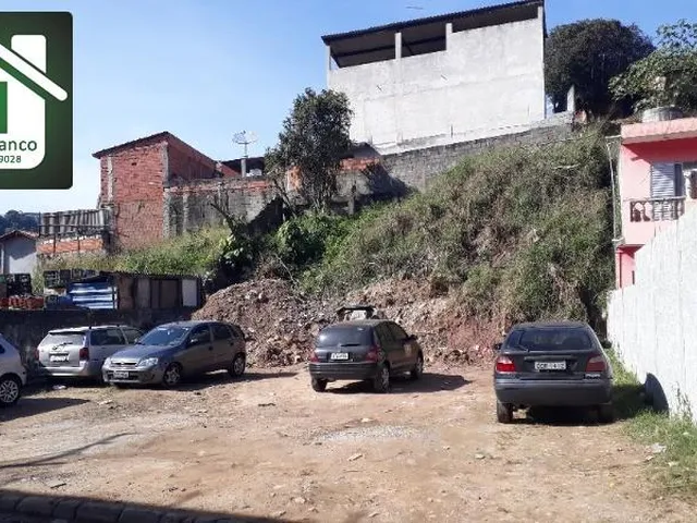 Imagem 7: Descrição do terreno : O terreno possui de Área total 360 m². Nas fotos acima há um
