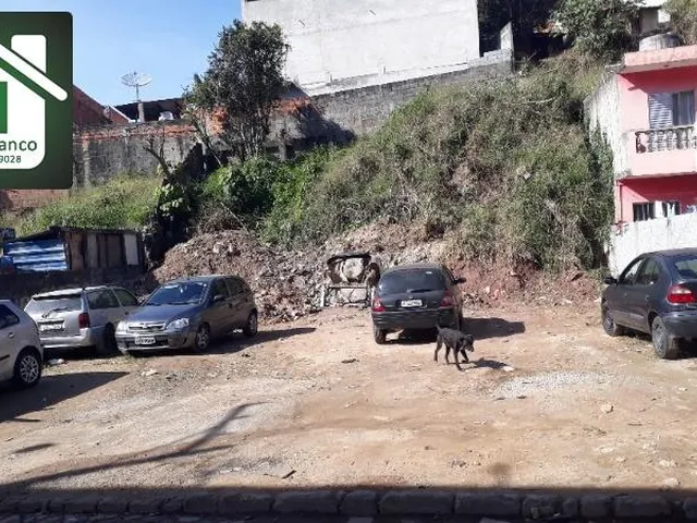 Imagem 10: Descrição do terreno : O terreno possui de Área total 360 m². Nas fotos acima há um