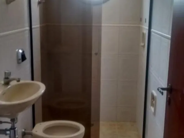 Imagem 2: 0 Casa com 4 dormitórios