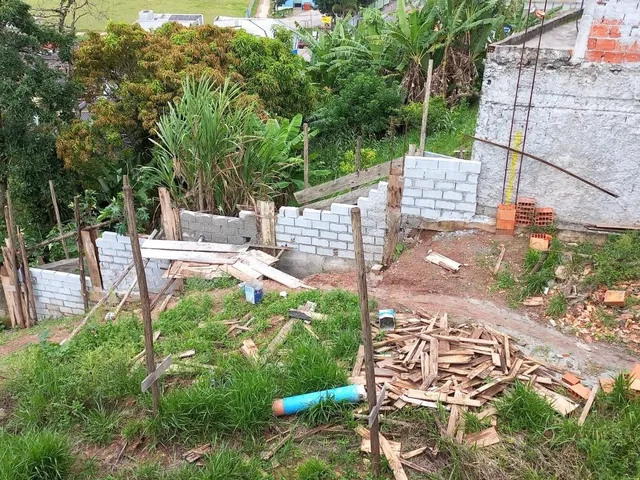 Imagem 9: Vendo Terreno - Caieiras - SP Valor: 150.000,00 860 m2 Rua: Nelson Rosetti - Vila
