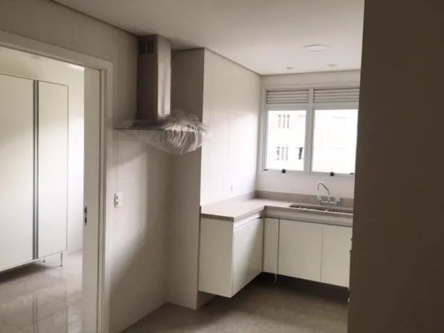 Imagem 1: 0 Apartamento com 3 dormitórios