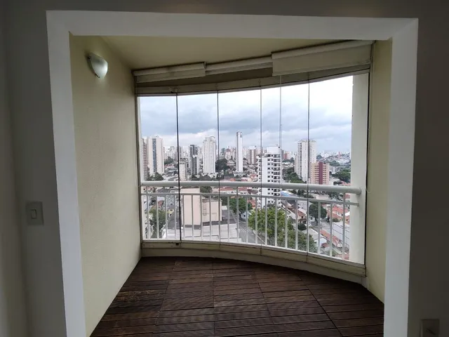 Imagem: O apartamento possui 2 Dormitórios, 1 Suíte, 2 Banheiros,