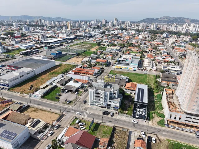 Imagem 5: Terreno À Venda com 420 M² no Humaitá - Perfil Residencial e Comercial