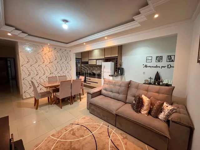 Imagem: Casa 3 Dormitórios com 1 Suíte À Venda