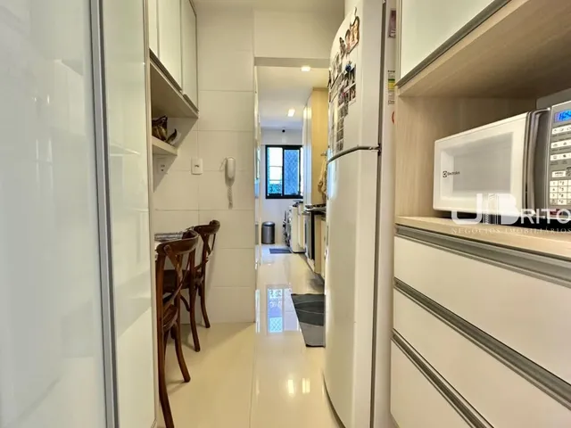 Imagem 7: Apartamento À Venda na Pituba, 3 Quartos, 89 M², Reformado, Varandão com Reiki, 2 Vagas Soltas