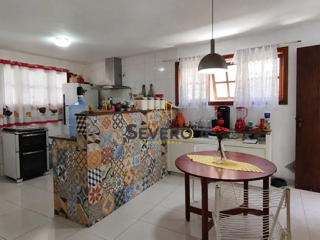 Imagem 9: Casa Sofisticada no Maravista com 3 Suítes, Piscina e Lazer Privativo