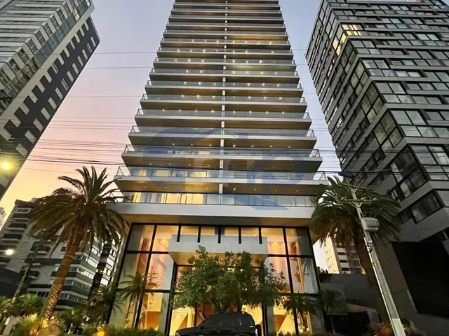 Imagem: Apartamento a venda com 4 suites na Praia