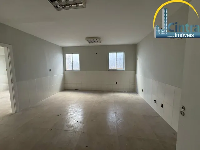 Imagem 2: PRÉDIO COMERCIAL em Lauro de Freitas - Bahia, Centro