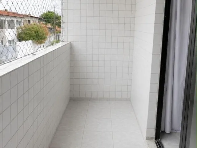 Imagem: O apartamento possui 3 Dormitórios, 1 Suíte, 2 Banheiros,