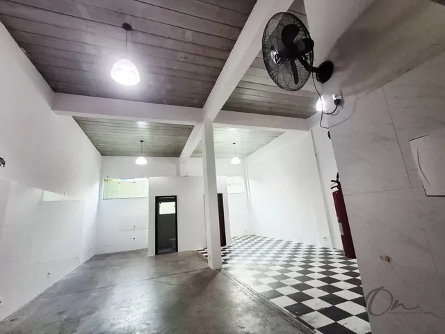 Imagem: Bussiness Premises em Cotia - São Paulo