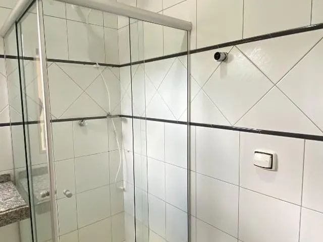 Imagem 15: Você e sua família merecem morar com todo conforto possível. Oferecemos esse sobrado
